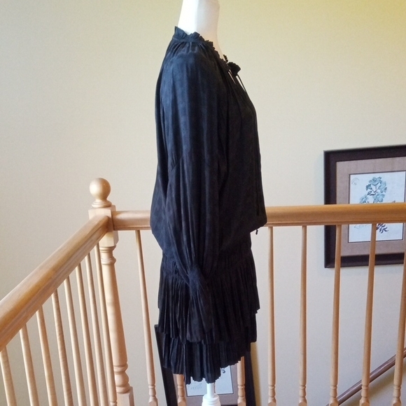 Current Air Long Sleeve Tiered Dress Light Floral Print Dolman Sleeves - Picture 2 of 10